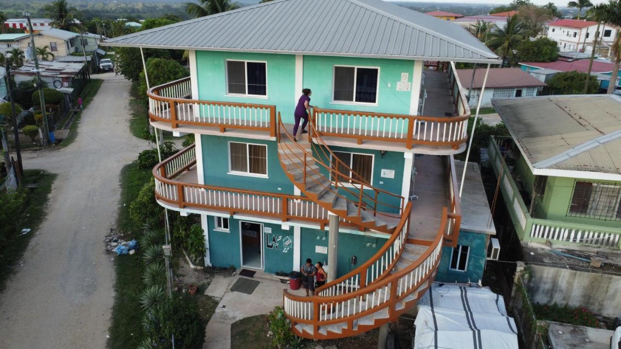 Hilltop Horizon Guesthouse サン・イグナシオ エクステリア 写真